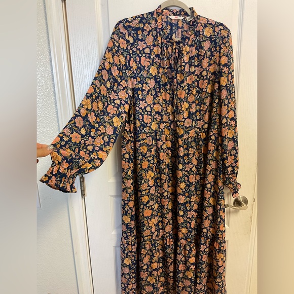 Levi’s Floral Long Sleeve Midi Dress Navy Blue XL Boho Tie Neck - Picture 2 of 11